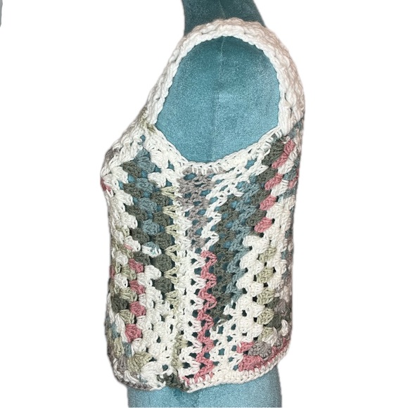 Granny square tank top crochet by seller handmade fits size Small - Large - Picture 3 of 6